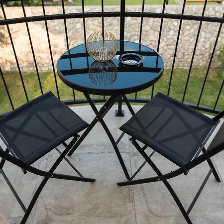 Vukcevic 2 Apartmán *